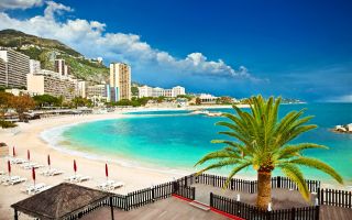 берег океана, пляж, песок, отели, отдых, Монте-Карло, Монако