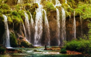 водопады в национальном парке Плитвицкие озера, Хорватия