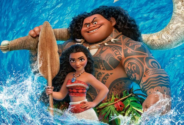 Картинка девочка Моана (Moana) и абориген Мауи (Maui) в воде