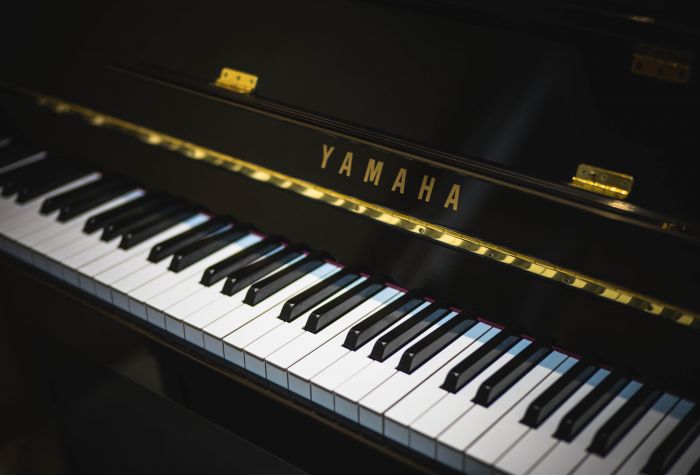 Картинка клавиши, пианино, рояль, Ямаха (Yamaha)