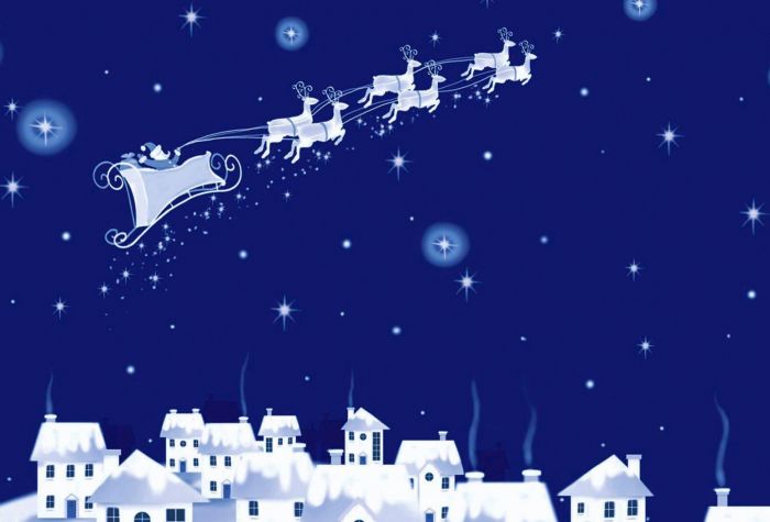 Картинка Санта Клаус (Дед Мороз) летит с оленями над домами