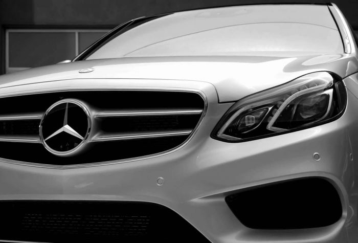 Картинка морда машины Mercedes-Benz E350 Sport