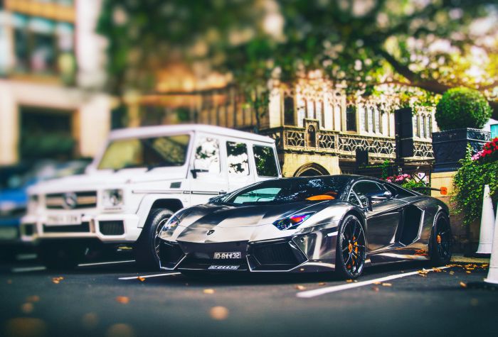 Картинка металлическая, зеркальная Lamborghini Aventador и Mercedes-Benz Гелендваген