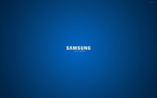 надпись Samsung turn on tomorrow на синем фоне